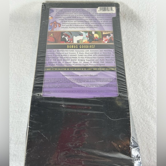 Looney Toones golden collection volume two DVD set - Picture 3 of 3